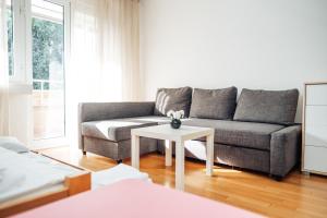 Crown Central three bedroom Apartment