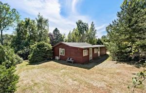 Nice Home In Græsted With Kitchen