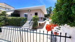 Mini-villa Central Park near the beach - 4hvězdičkové hotely ve městě Lagonisi