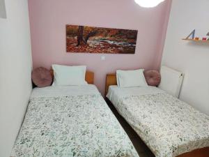 Niko & Jenny apartment