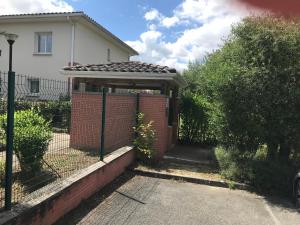 Appartements Duplex Casita mia chez Myriam gite 3 etoiles climatise 4 adultes 2 chambres 3 lits terrasse jardin : photos des chambres