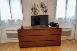 Disneyland 4 personnes Wifi Box Proche Gare Bus - 3hvězdičkové hotely ve městě Esbly