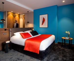 Hotels Hostellerie Du Chapeau Rouge : photos des chambres