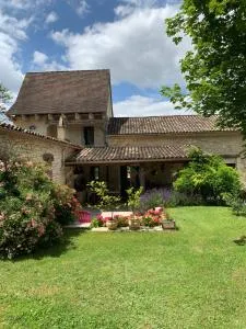 Au Bonheur des Oiseaux - Nojals-et-Clottes