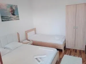 Apartments Fici - فيليكا بلازا