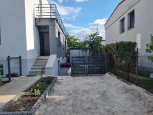 Urban Palace bezpłatne miejsce postojowe