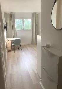 Appartement proche gare et zone d activité Maurepas - Maurepas