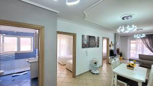 SarandaOfficial Apartment