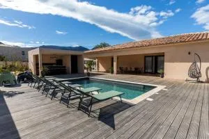 Superbe villa, piscine chauffée, jacuzzi - Lecci