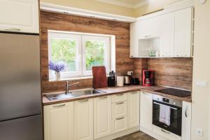 Garden Apartment Fichoza 2 - 80m from the sea