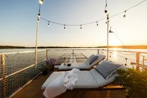 Domek na wodzie - sauna, taras na dachu, dwie sypialnie - 科兹泽