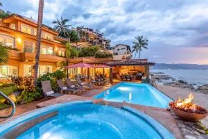 Beachfront Sagitario Villa in Puerto Vallarta! - Puerto Vallarta