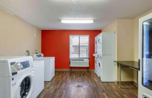Extended Stay America Suites - Omaha - West