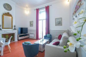 Appartement du Forum,La gare, 50 m2 , Climatisation, Garage, Cour