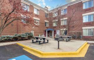 Extended Stay AmericaSuites - Chicago - Westmont - Oak Brook