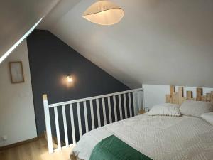Maisons de vacances La Petite Falaise, maison avec cour Dreux centre : photos des chambres