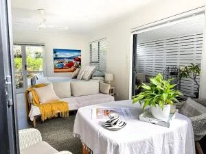 Omaha Beach Private Retreat - Tawharanui