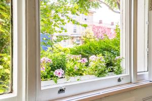 Top-quality flat in central London