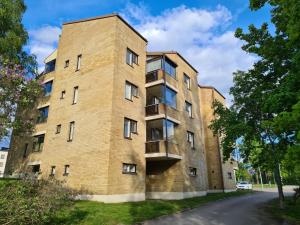 Rauhallinen huoneisto huippusijainnilla