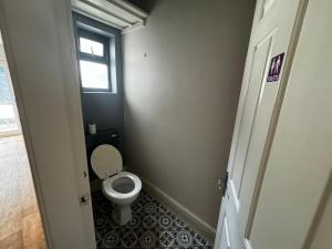 Double-Bedroom C4 Manchester Close To Bolton Centre