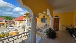 Wizzy Apartment White River - Stanmore Grove