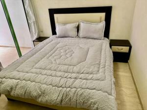 Beautiful Hivernage Apartment with Pool & Balcony, Near Attractions