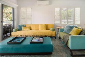 Sunny Seaside Retreat in Coolum Beach