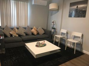 30 mins to TIMES SQ!!!!