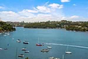 World Class Villa Manly Beach HarbourView Sauna Private Beach