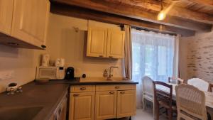 Maisons de vacances La Melodie des champs, appartement mitoyen de 80 m2 dans une maison avec un autre appartement : photos des chambres