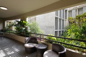 Stunning 1Bed Surry Hills Balcony Apt w Parking