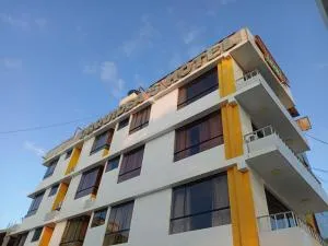 Orquídea's Hotel - Колан