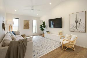 Home away from Home at Dicky Beach