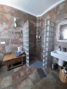 Villa"Kacper"cerca de Gandia ,con vistas al mar y montañas ,piscina 8-10 personas