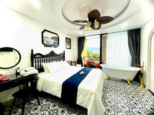 Phòng Deluxe Có Giường Cỡ King (Deluxe King Room)