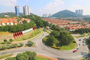 Taelers Home Stay near Desa Park City 乐居休闲民宿