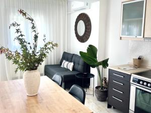 Seaside Studio Apartment Palio