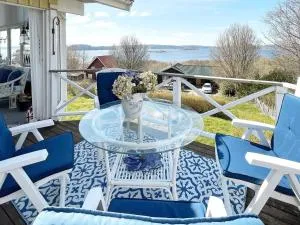 Holiday home UDDEVALLA XLIII - Uddevalla