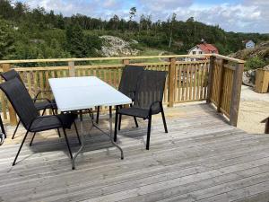 4 person holiday home in Nösund