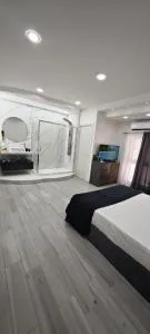 Wonder House - 皮亚扎-阿尔梅里纳