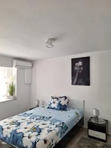 Apartament IRIS Băile Herculane - Godeanu