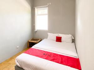 RedDoorz near Balai Kota Yogyakarta Timoho