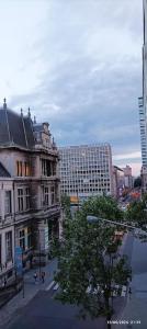 Antwerp Home Sweet Home 1 Double and 2 Single Beds