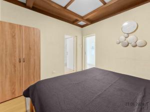 Four-Bedroom, Four King-Size Comfort