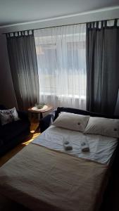 NAD JEZIOREM - Apartamenty