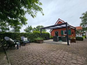 Kleines Ferienhaus Luettje Backhuus 35516