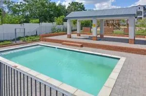 Chatswell Fourways with Travelsome - Chartwell