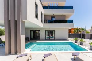 Villa Camino for 6 people near Fažana with sea view & only 700 meters from the beach 