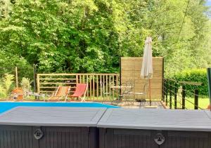 Villas MAISON Eclusiere piscine jacuzzi fauteuil massant : photos des chambres