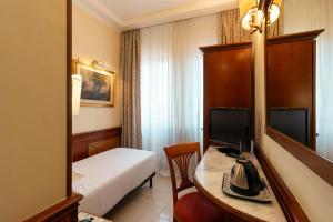 Single Room room in Hotel Hiberia